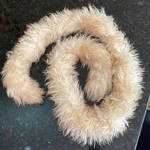 Italian Tuscan lamb real fur boa genuine  authentic fur beige  5ftx3.5” Vintage